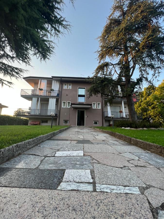 Otta House Garda Lake Castelnuovo del Garda Exterior photo